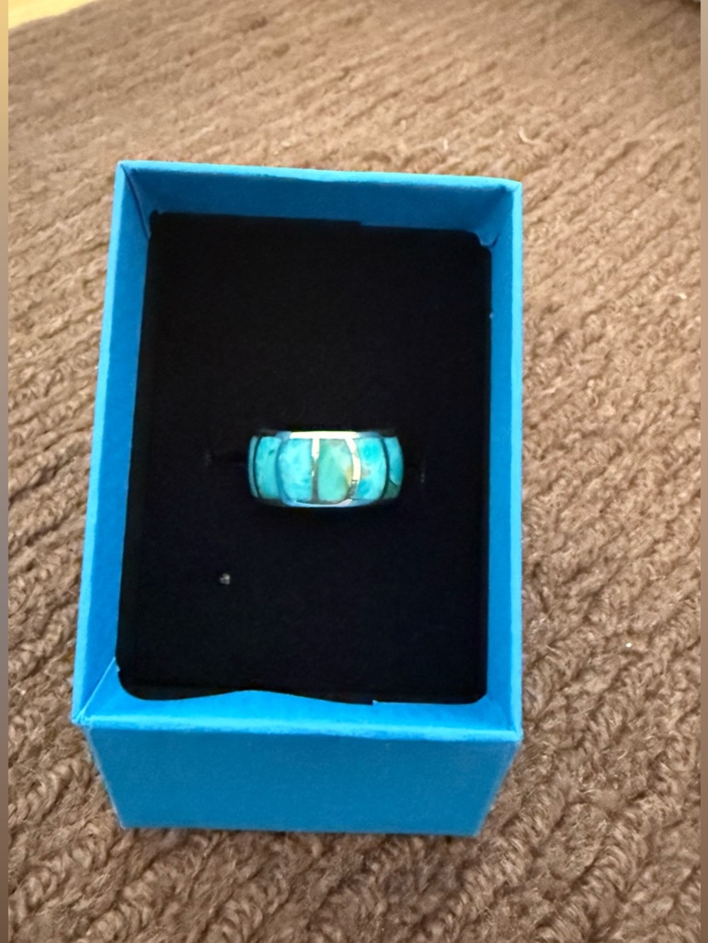 Turquoise & sterling silver band ring, size 6 - Picture 3 of 7